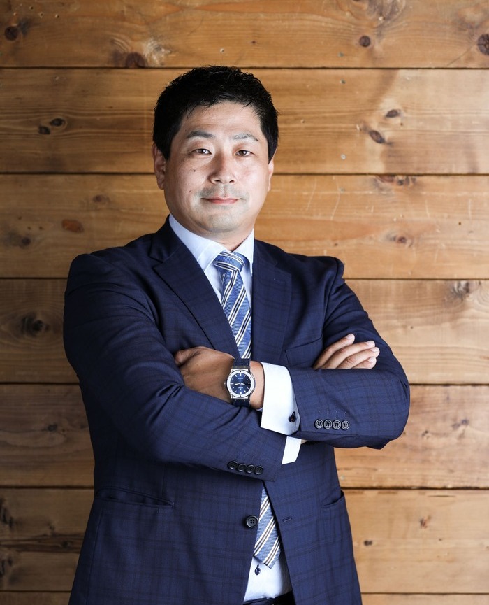 代表取締役 岸本 利裕